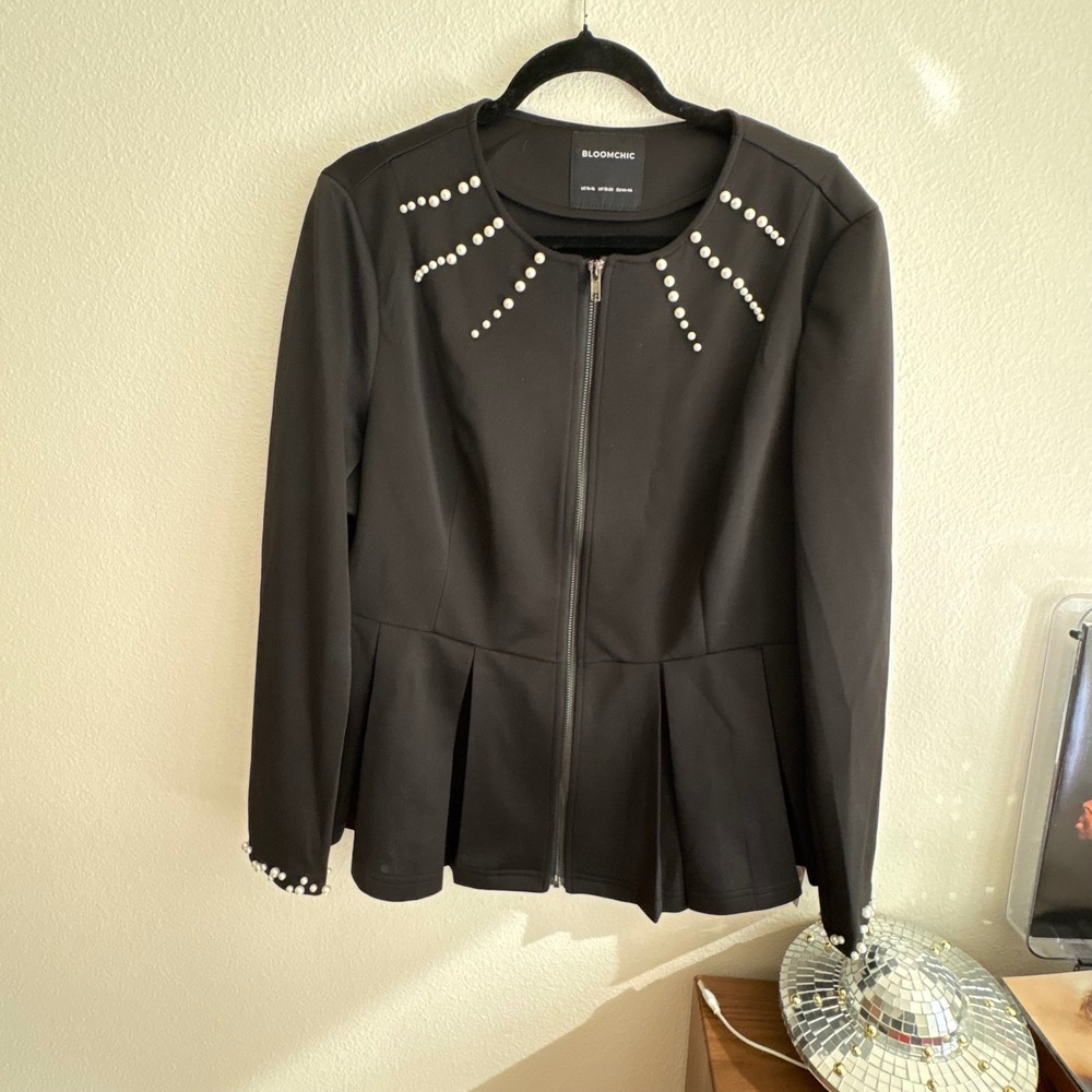 BloomChic Black Pearl Embellished Peplum Zip Front Jacket Plus Size 14-16 NEW - Picture 4 of 8